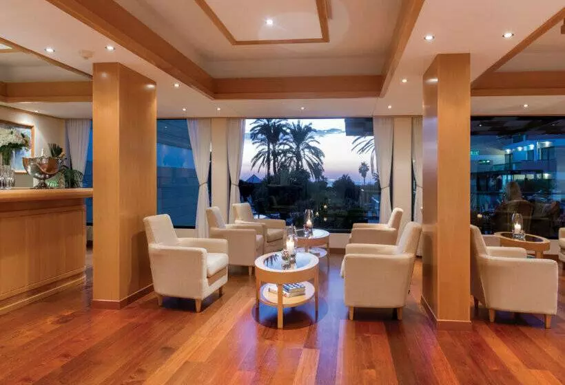 בית מלון כפרי Constantinou Bros Asimina Suites