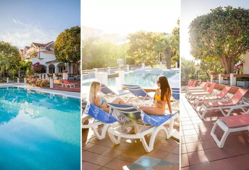 Отель Diano Sporting Apartments