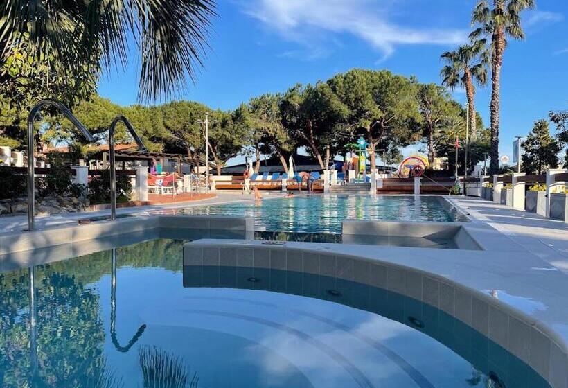 فندق Diano Sporting Apartments