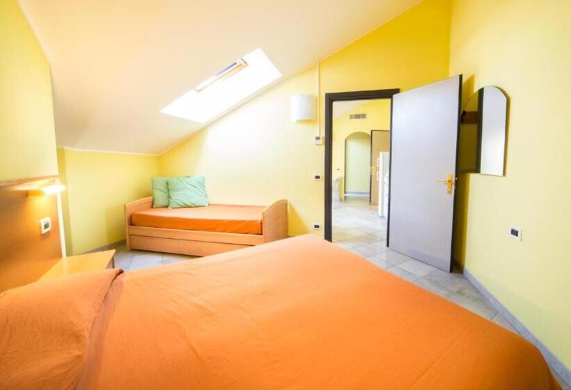 فندق Diano Sporting Apartments