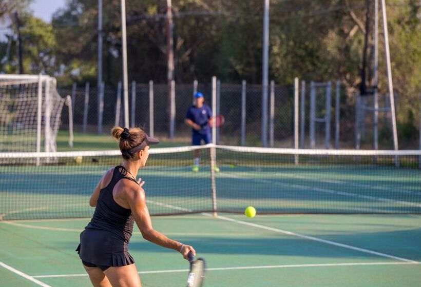 Отель Gitavillage California