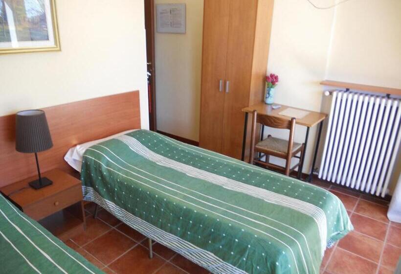 هتل Madonna Della Neve