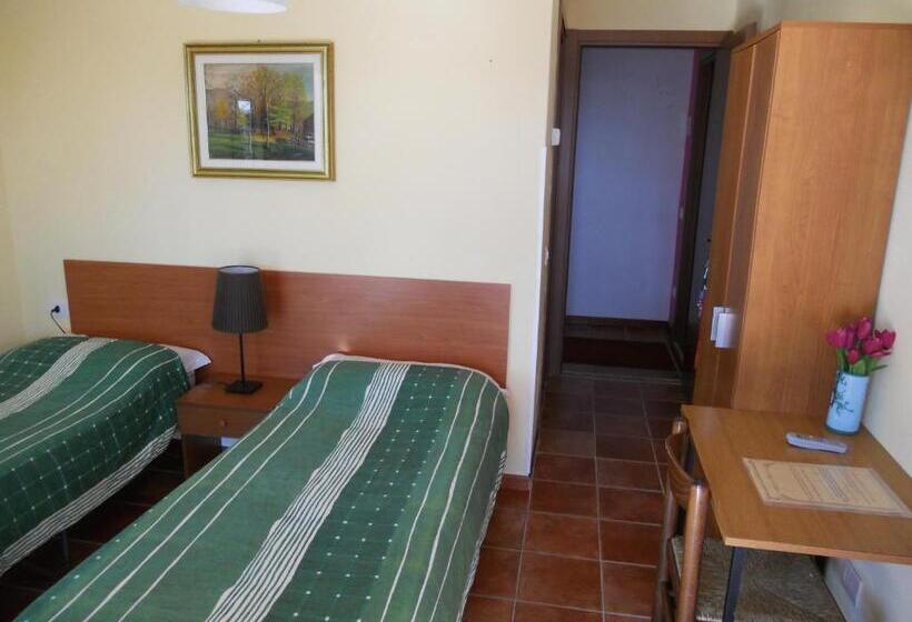 هتل Madonna Della Neve