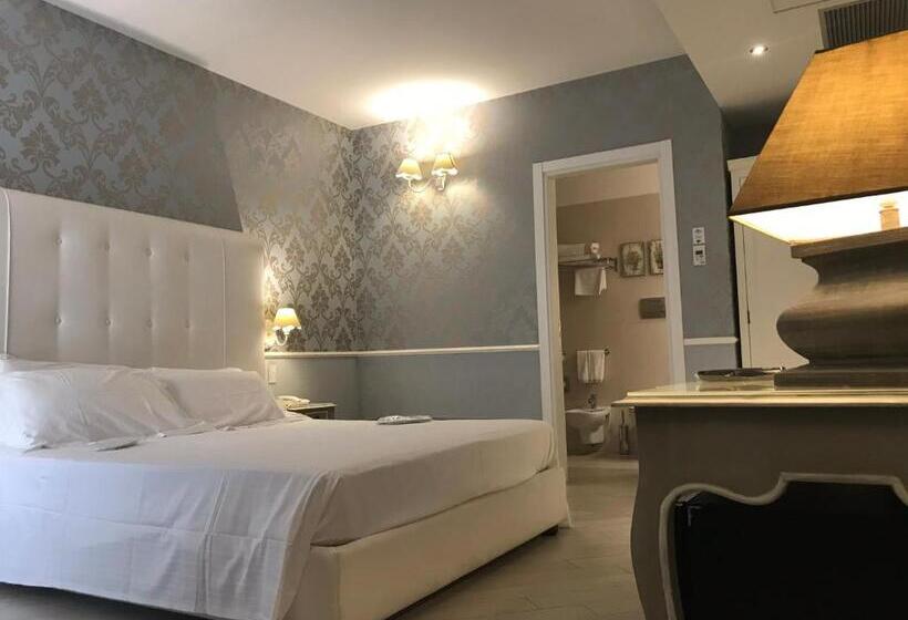 فندق Marina Holiday & Spa