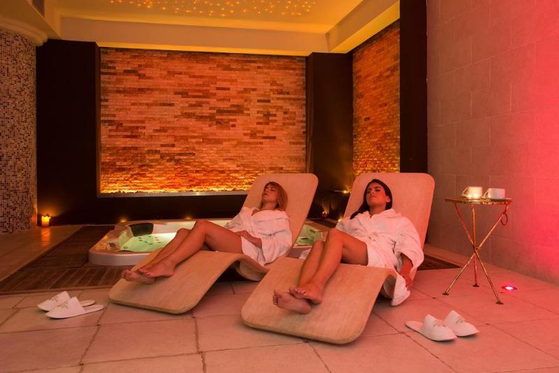 فندق Marina Holiday & Spa