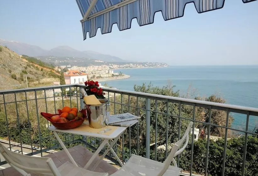 Отель Puntabella