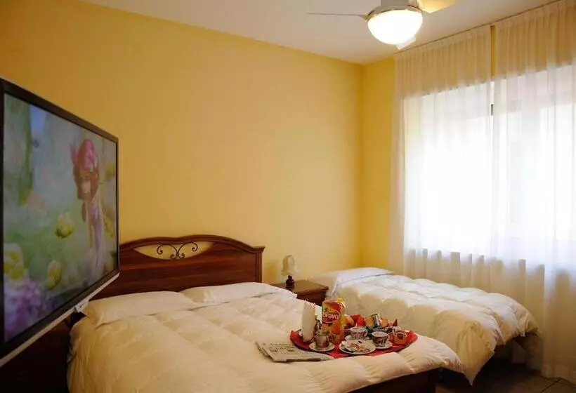 Отель Puntabella