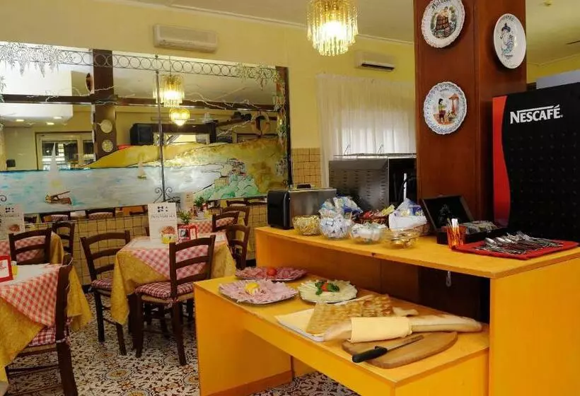 Отель Puntabella