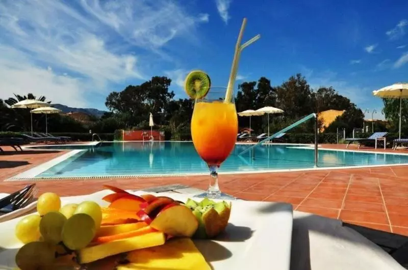 ホテル Santa Gilla