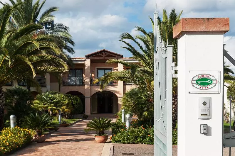 ホテル Santa Gilla