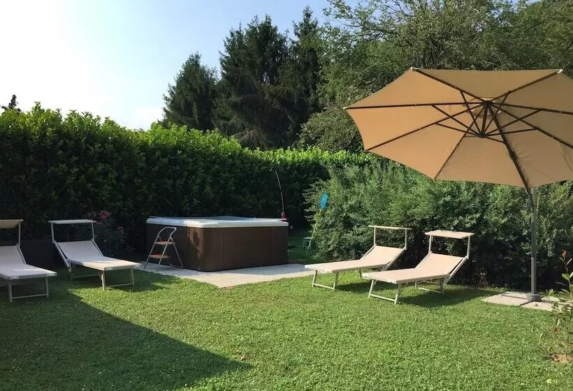 فندق Villa d'Azeglio