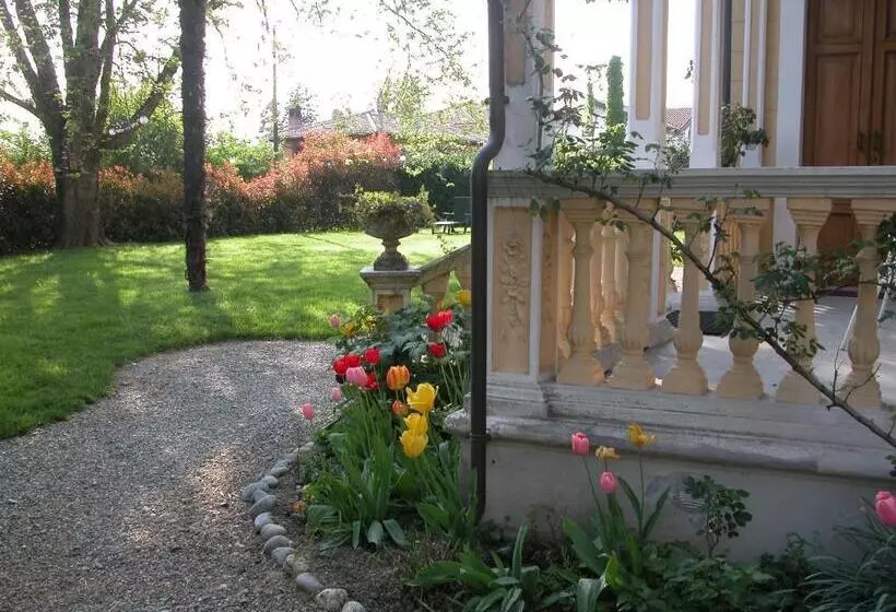 فندق Villa d'Azeglio