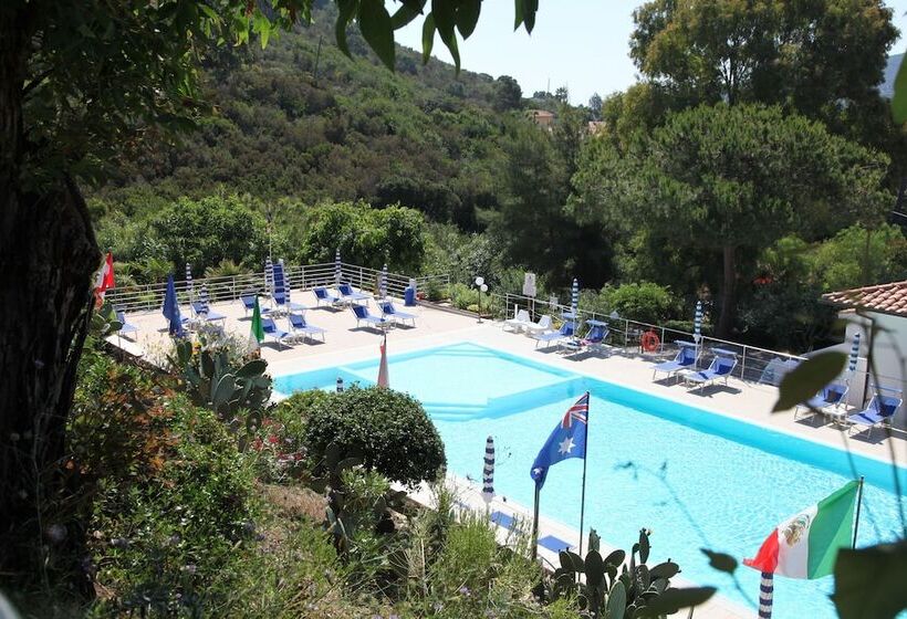 Отель Villa Giulia