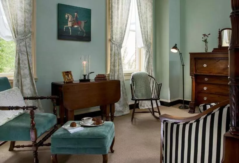 Rachael S Dowry Bed And Breakfast