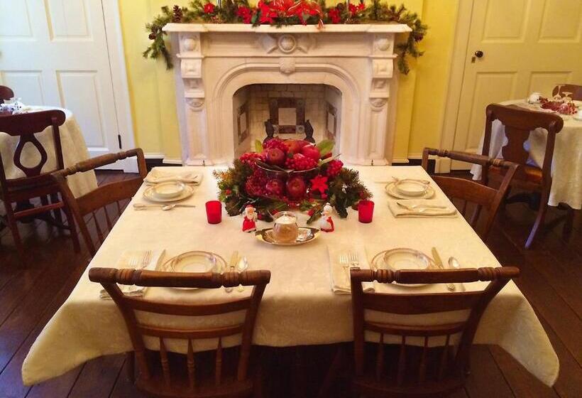 Rachael S Dowry Bed And Breakfast