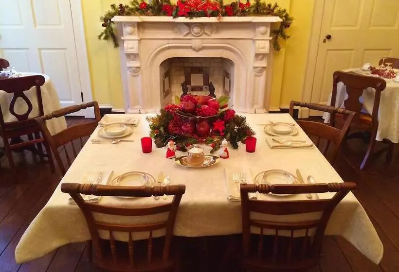 Rachael S Dowry Bed And Breakfast