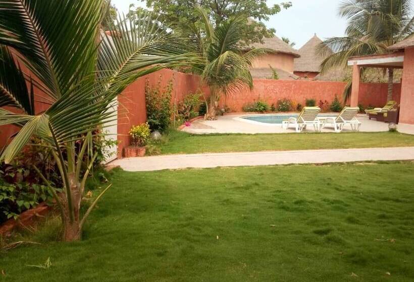 پانسیون Safari Villa