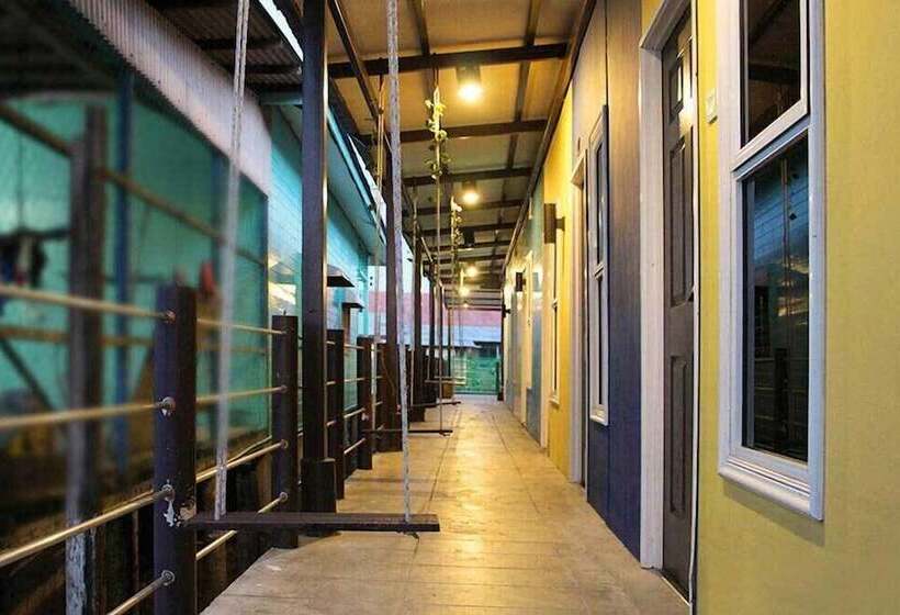 酒店 Sea Lion Pulau Ketam Bungalow Homestay