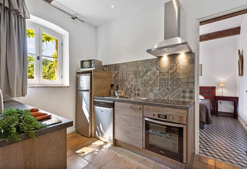 בית מלון כפרי Château Hermitage De Combas