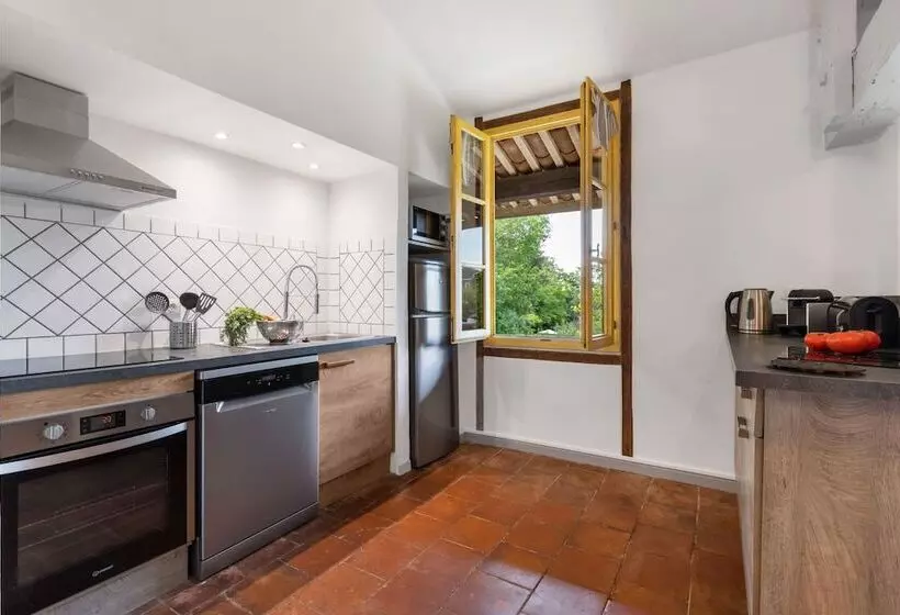 Hotelli Château Hermitage De Combas