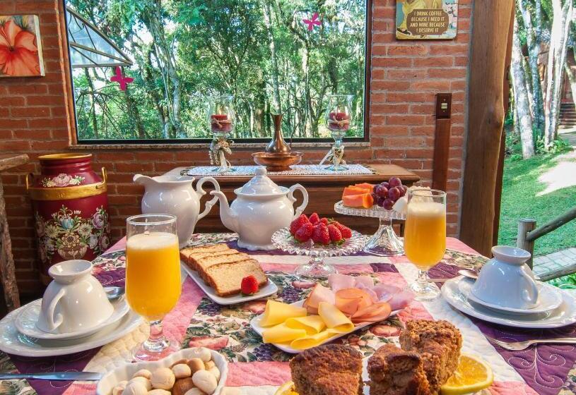 فندق Pousada Alto Da Neblina