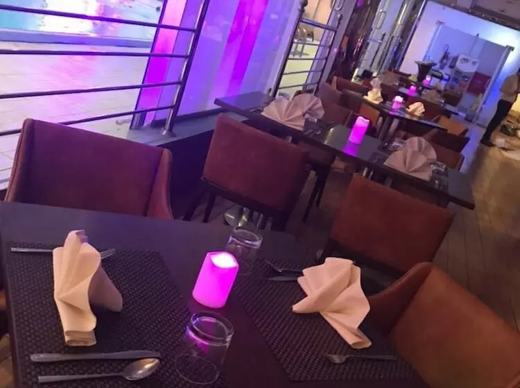 Hotelli Qasr Al Sahab