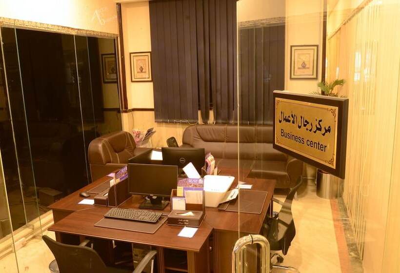 Hotell Qasr Al Sahab