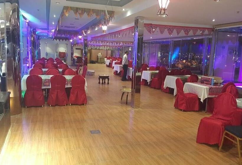 Hotell Qasr Al Sahab