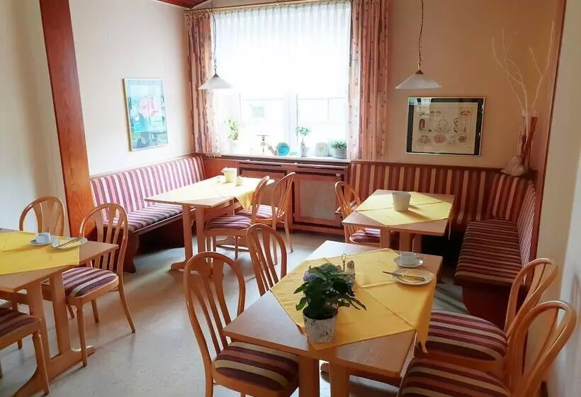 Hotelli Sauerländer Hof Iserlohn