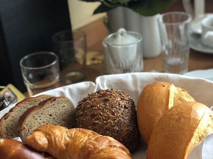 酒店 Sauerländer Hof Iserlohn