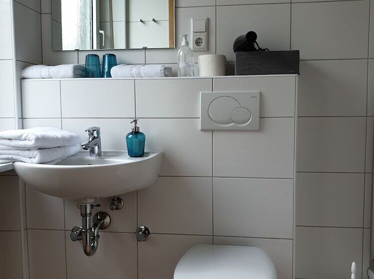 酒店 Sauerländer Hof Iserlohn