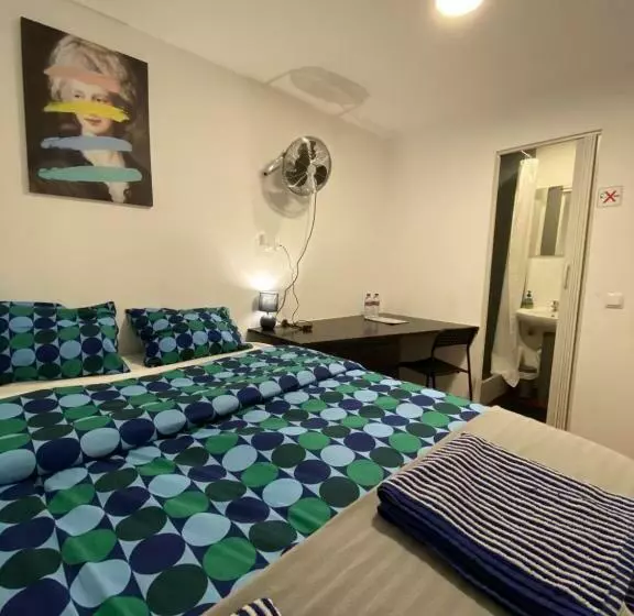 پانسیون Casa Do Vale  Ecotainer