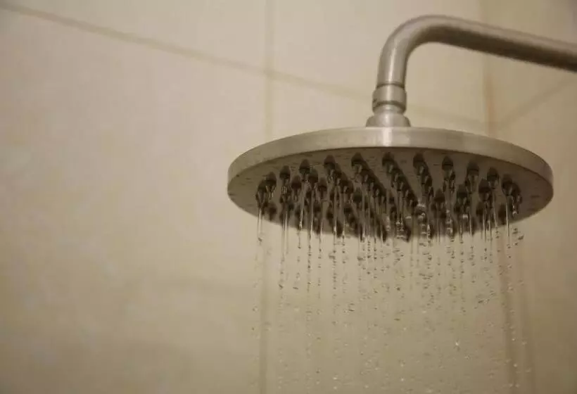 پانسیون Vamos Guest House