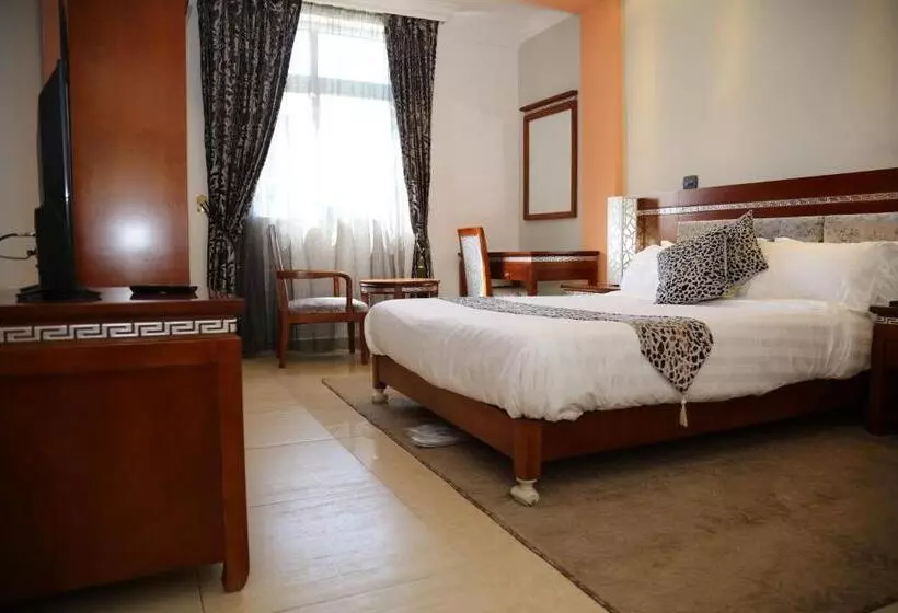 پانسیون Vamos Guest House