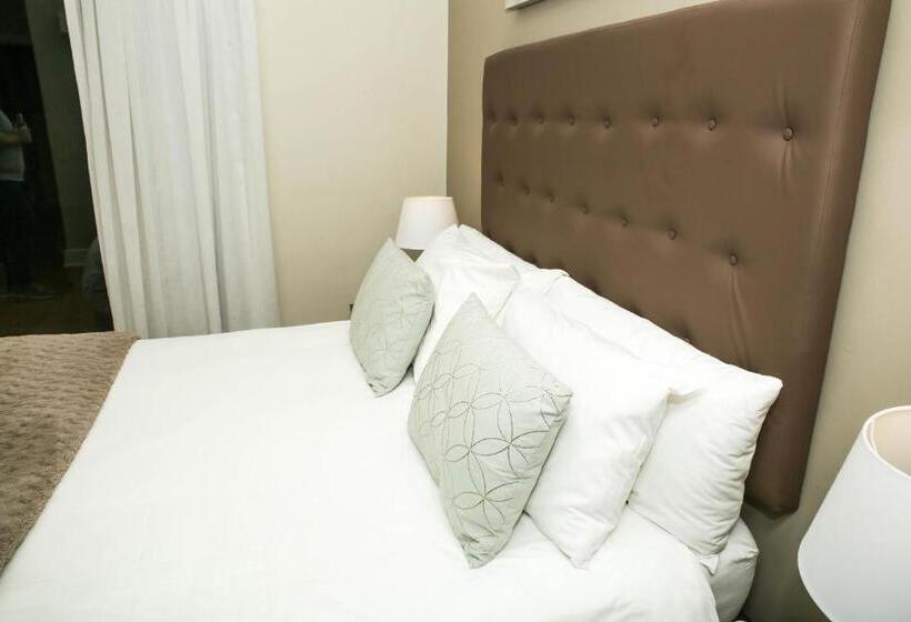 پانسیون Walmer Manor Guest House