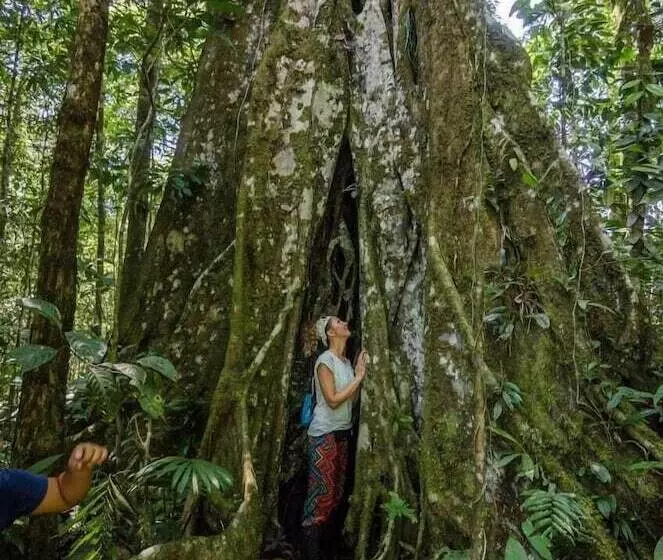 Hotelli Grand Selva Lodge & Tours