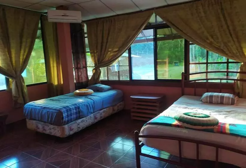 Hotelli Grand Selva Lodge & Tours