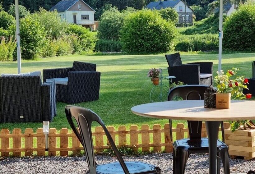 בית מלון כפרי Le Point De Chute