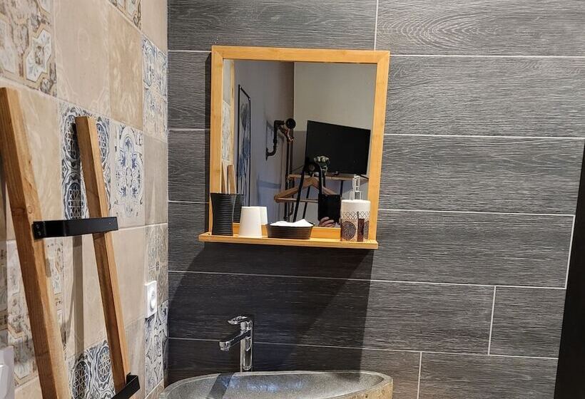 בית מלון כפרי Le Point De Chute