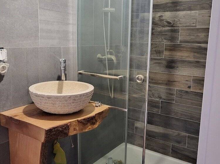 בית מלון כפרי Le Point De Chute