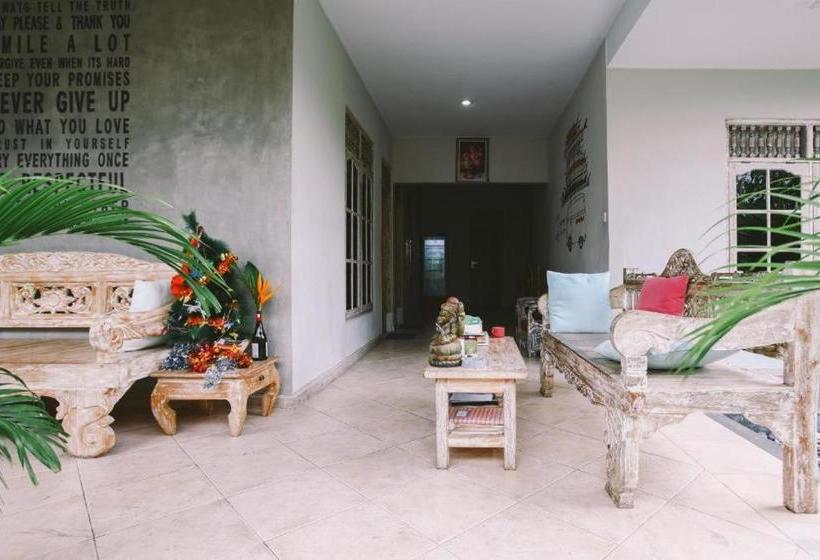 בית מלון כפרי Oyo 90540 Swan Guest House