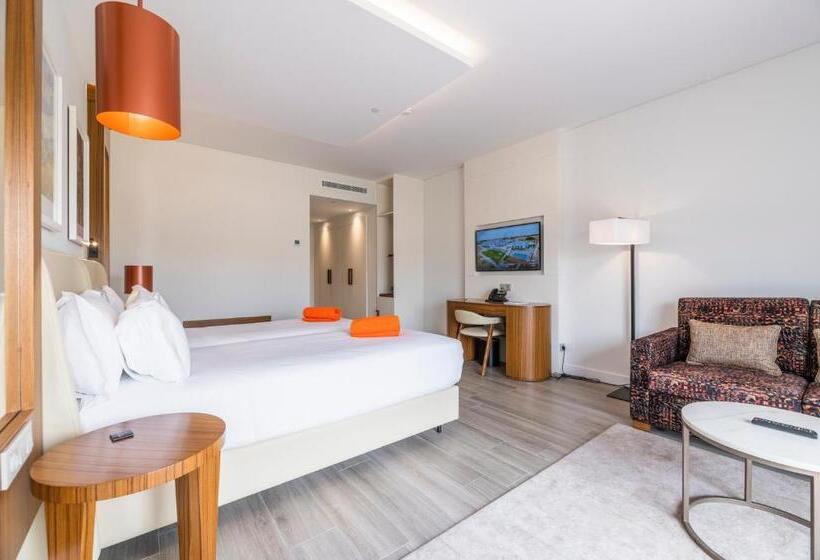 Regency Salgados Hotel & Spa