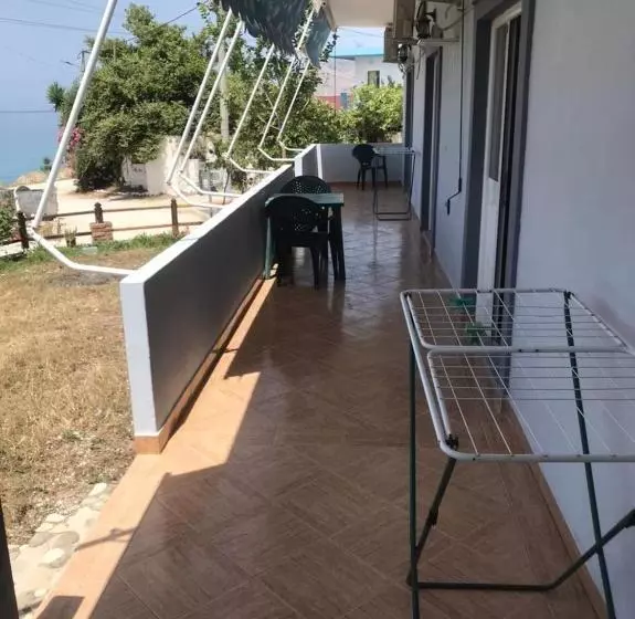 ホテル Villa Praljan