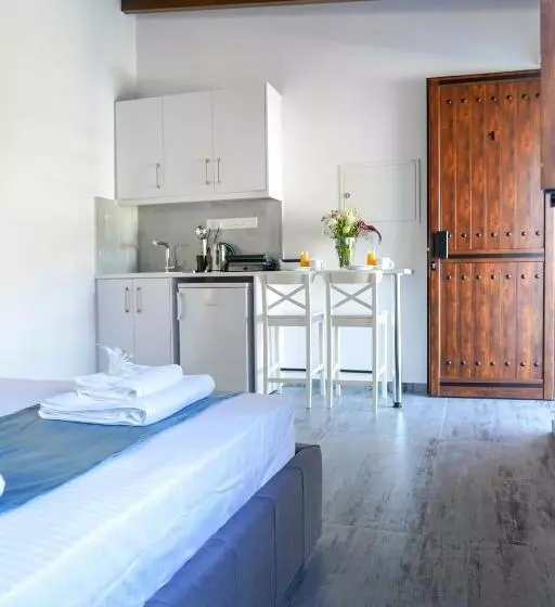 Kamaroporta Luxury Apartments