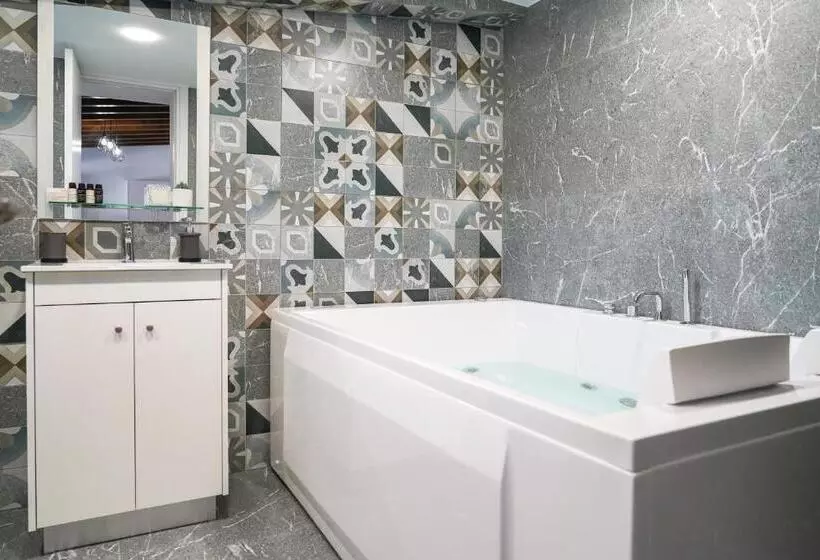 Kamaroporta Luxury Apartments