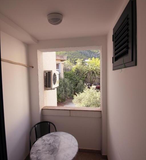 پانسیون Guest House Zenović