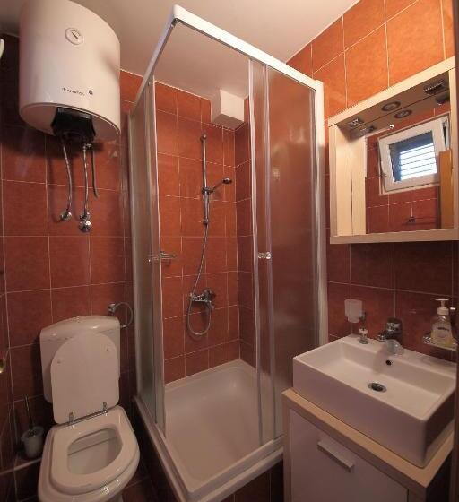 پانسیون Guest House Zenović