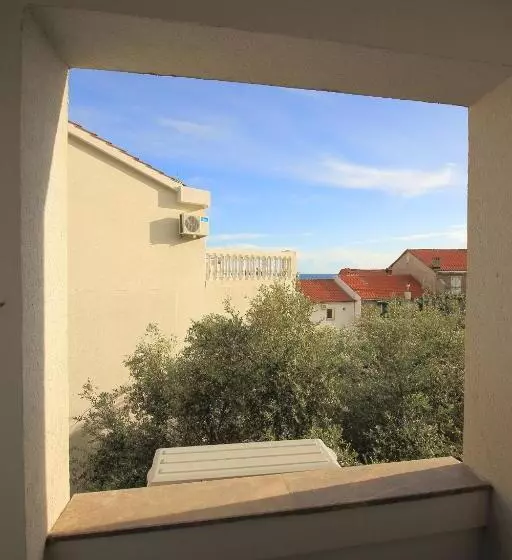 پانسیون Guest House Zenović