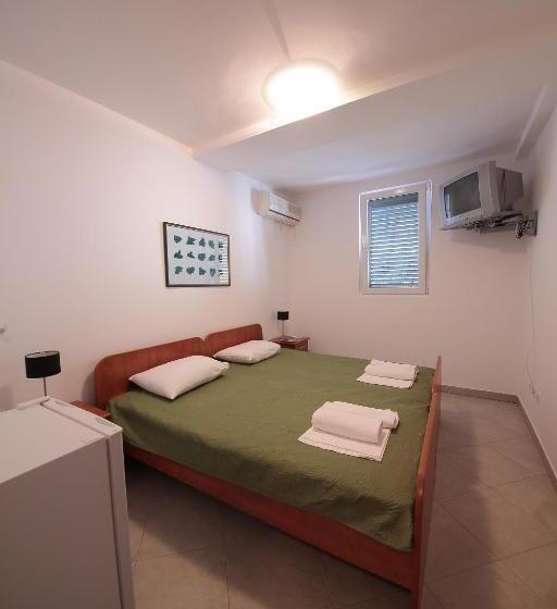 پانسیون Guest House Zenović