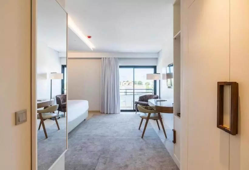 Regency Salgados Hotel & Spa